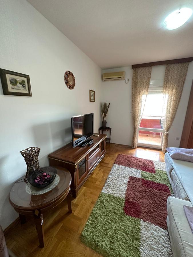 Bella Apartman Podgorica Exterior photo